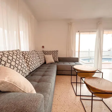 Julia, First Line, 3 Bedrooms, Stunning Ocean View And Pool In Callao Salvaje