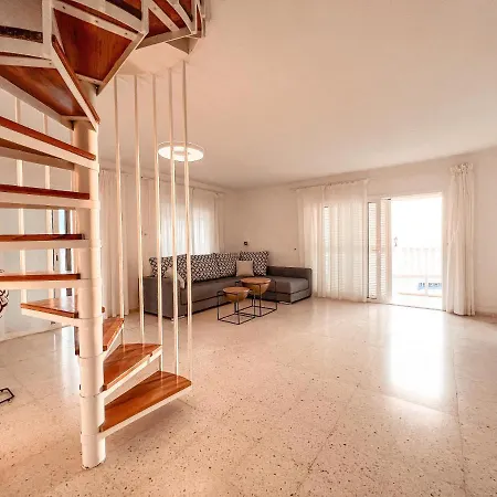 Julia, First Line, 3 Bedrooms, Stunning Ocean View And Pool In Villa Callao Salvaje