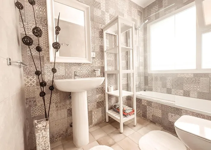 Villa Julia, First Line, 3 Bedrooms, Stunning Ocean View And Pool In