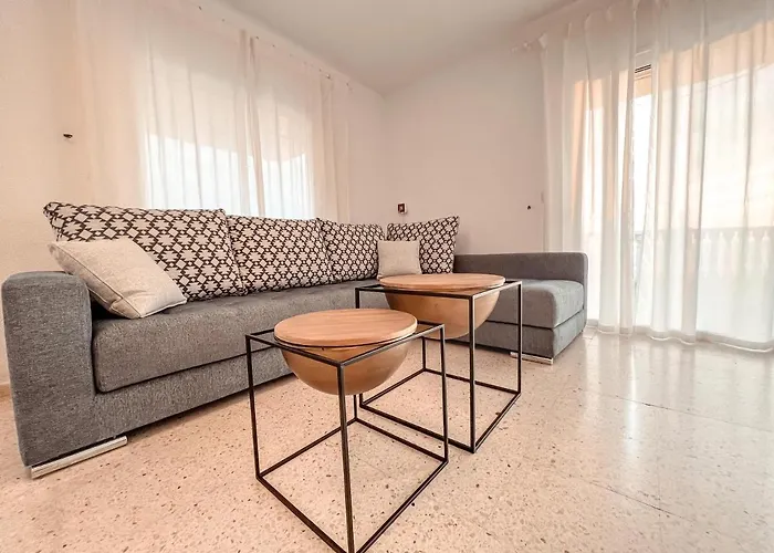 Julia, First Line, 3 Bedrooms, Stunning Ocean View And Pool In Villa