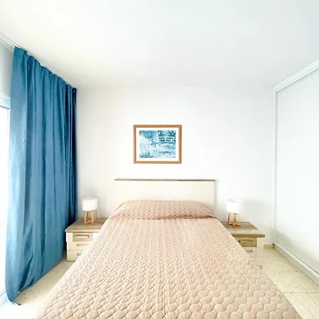 Julia, First Line, 3 Bedrooms, Stunning Ocean View And Pool In