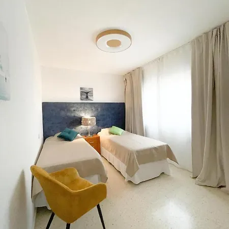 Julia, First Line, 3 Bedrooms, Stunning Ocean View And Pool In Vila Callao Salvaje