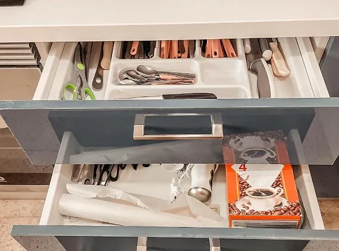 Julia, First Line, 3 Bedrooms, Stunning Ocean View And Pool In Villa *