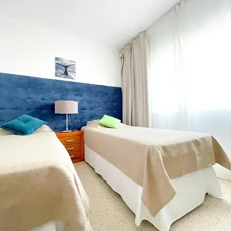 Julia, First Line, 3 Bedrooms, Stunning Ocean View And Pool In Callao Salvaje