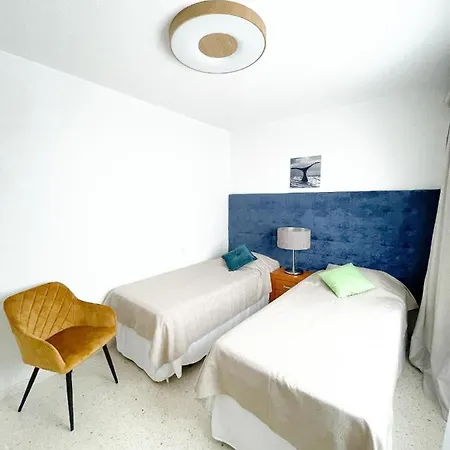 Julia, First Line, 3 Bedrooms, Stunning Ocean View And Pool In