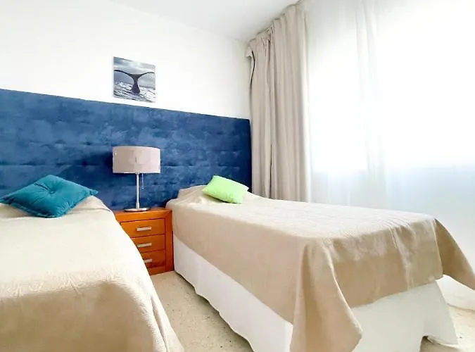 Julia, First Line, 3 Bedrooms, Stunning Ocean View And Pool In 칼라오살바헤