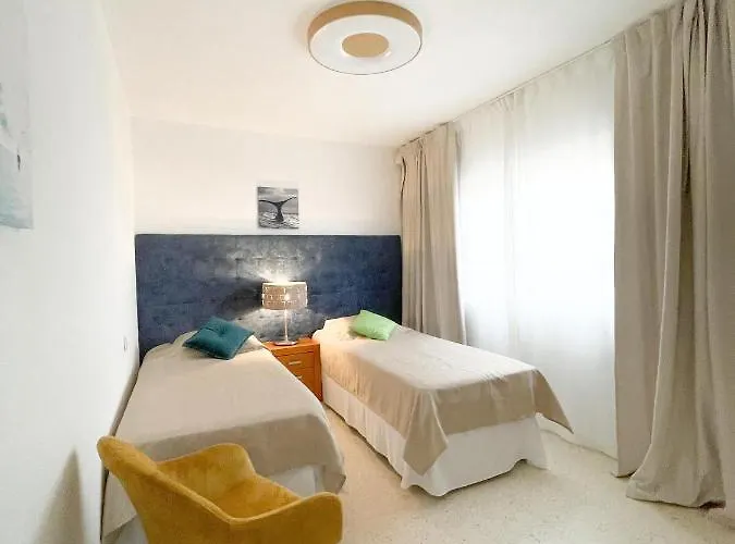 Julia, First Line, 3 Bedrooms, Stunning Ocean View And Pool In 빌라 칼라오살바헤